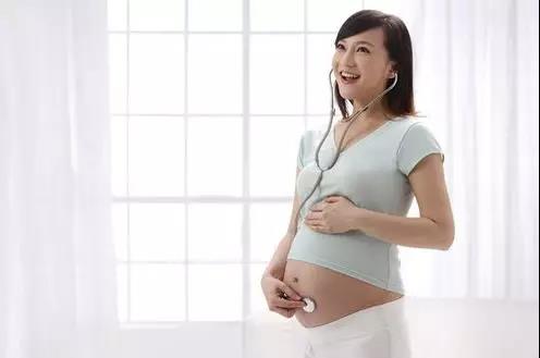为什么胚胎移植后不建议测早孕试纸呢？